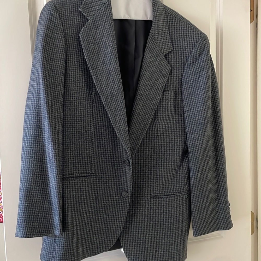 Houndstooth Greg blazer suit, Austin Grey by Macy’s